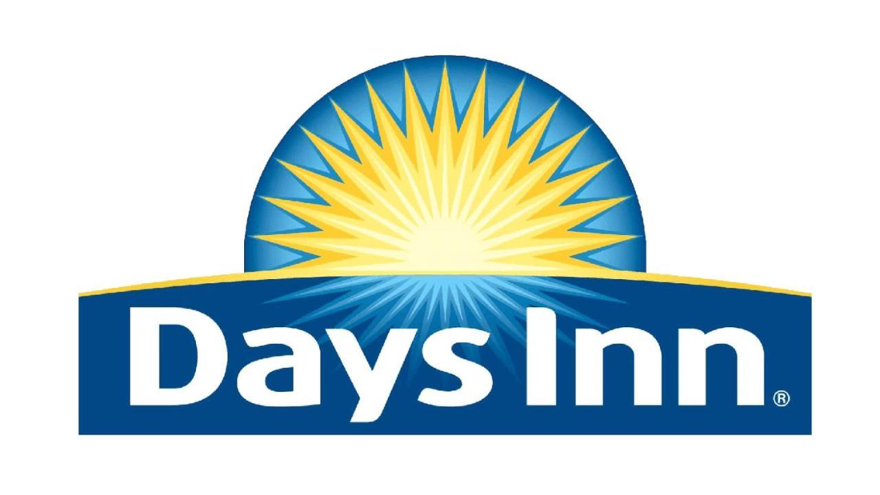 Days Inn By Wyndham Brooklyn Eastern Parkway New York City Exterior photo